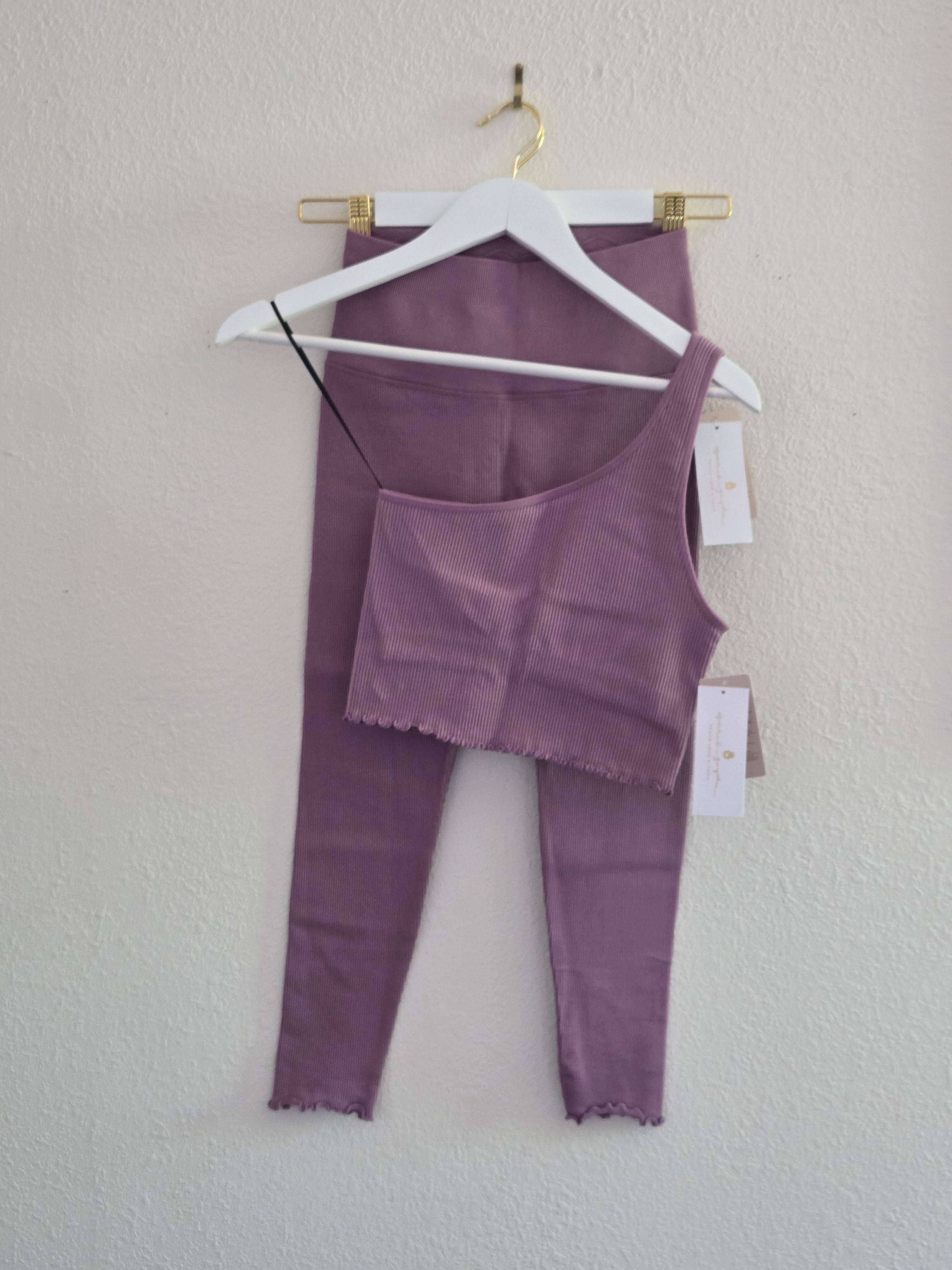 Spiritual Gangster 2-Piece Set | Top M/L | Bottoms Xs/S | Amh